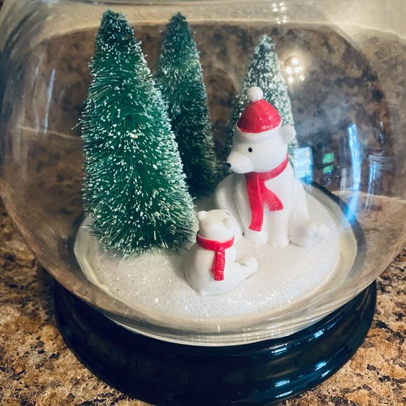 Bath & Body Works POLAR BEAR Cloche Pedestal Candle Holder - Picture 4 of 4